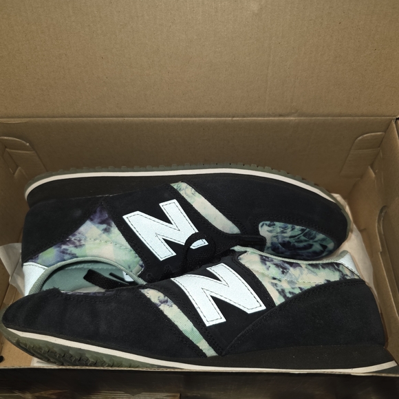 New Balance Women's 373 Retro Navy, Purple & Teal RARE Patterned Sneakers - 7.5 - Picture 4 of 10